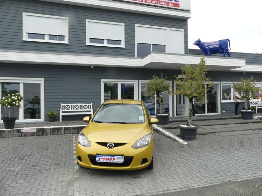 Mazda 2 109.000 km 5.000 € Magdeburg 39108