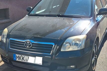 Toyota Avensis 181.000 km 3.250 &euro; Maintal 63477