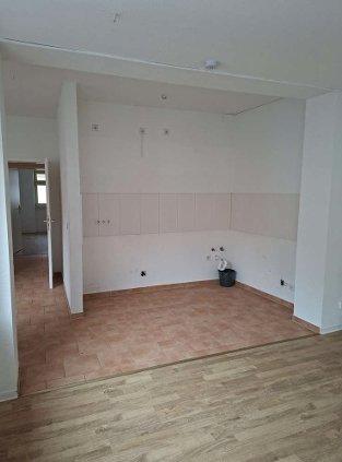 Etagenwohnung Gotha - 3 Zimmer, 73 m&sup2;, 455&euro; | Angebot:26005411