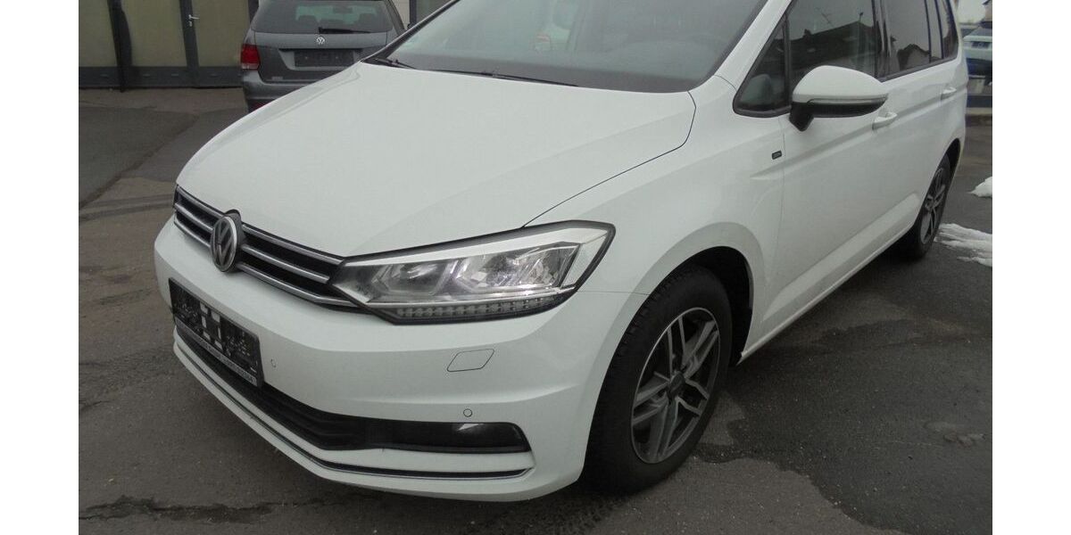 VW Touran 79.900 km 22.450 &euro; Nürnberg 90431