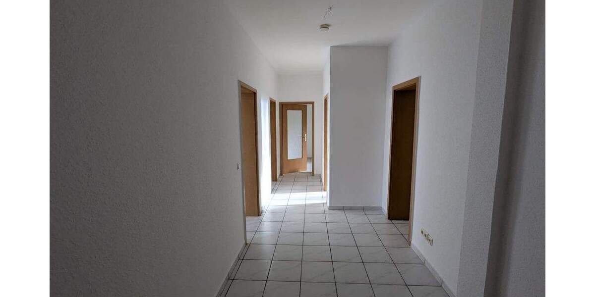 Etagenwohnung Hagen Mittelstadt - 3 Zimmer, 92 m&sup2;, 690&euro; | Angebot:24610613