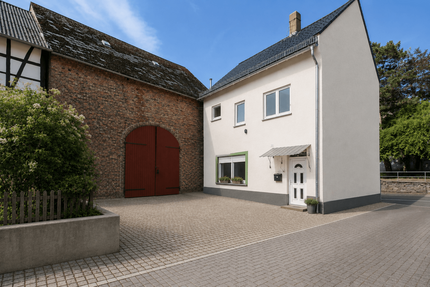 Haus Niederwallmenach - 4 Zimmer, 110 m&sup2;, 99.000&euro; | Angebot:27351125