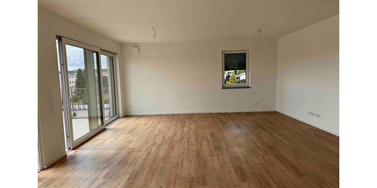 Einfamilienhaus Mitterteich - 4 Zimmer, 136 m&sup2;, 1.360&euro; | Angebot:24840843