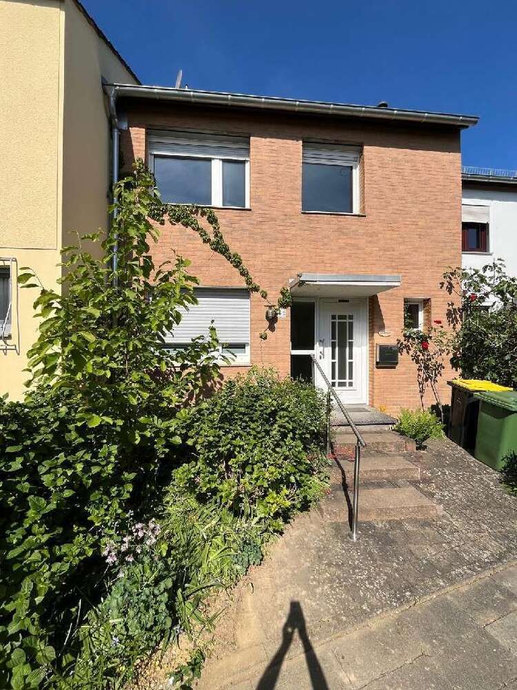 Haus zum Kaufen in Rheinbach-Rheinbach 385.000 € 128 m²