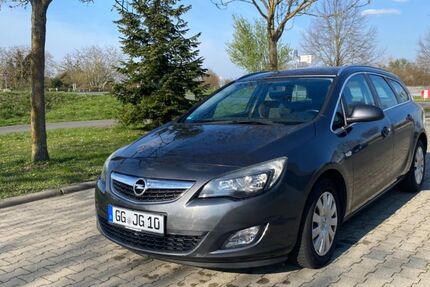 Opel Astra 154.000 km 5.900 &euro; Nauheim 64569