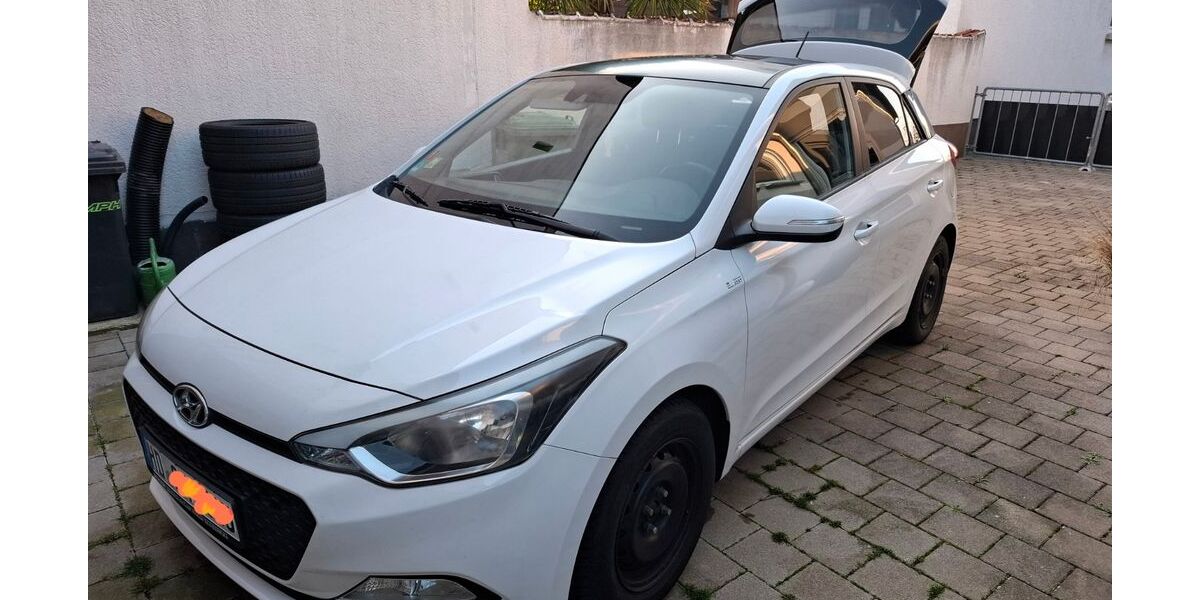 Hyundai i20 102.400 km 6.990 &euro; Laudenbach 69514