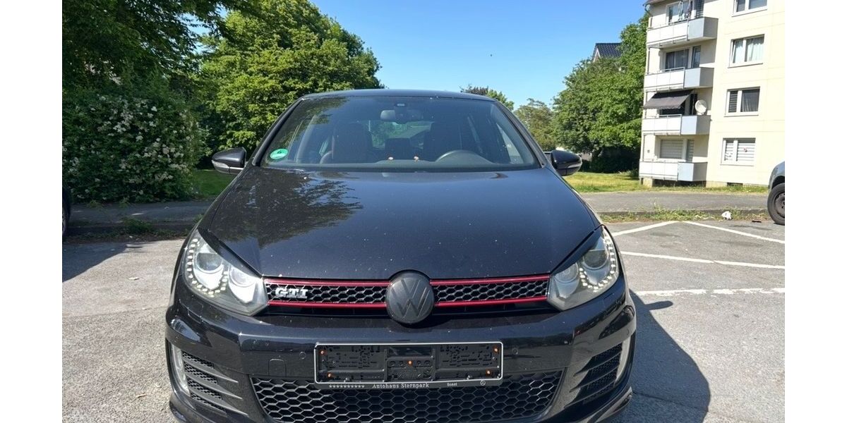 VW Golf 220.000 km 8.450 &euro; Lippstadt 59557