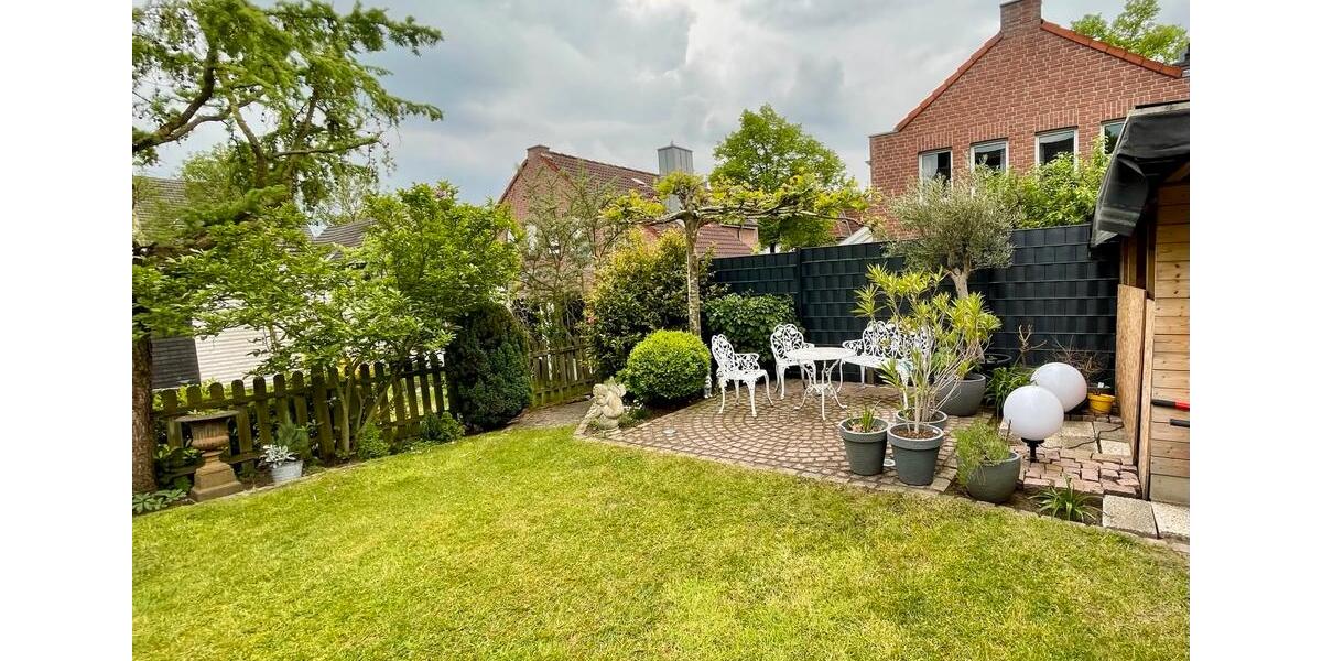 Reihenhaus Bocholt Stenern - 9 Zimmer, 200 m&sup2;, 440.000&euro; | Angebot:26429372