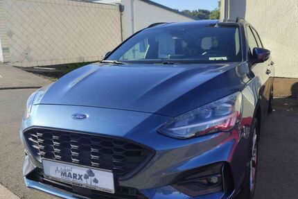 Ford Focus 41.900 km 21.990 € Berglicht 54426