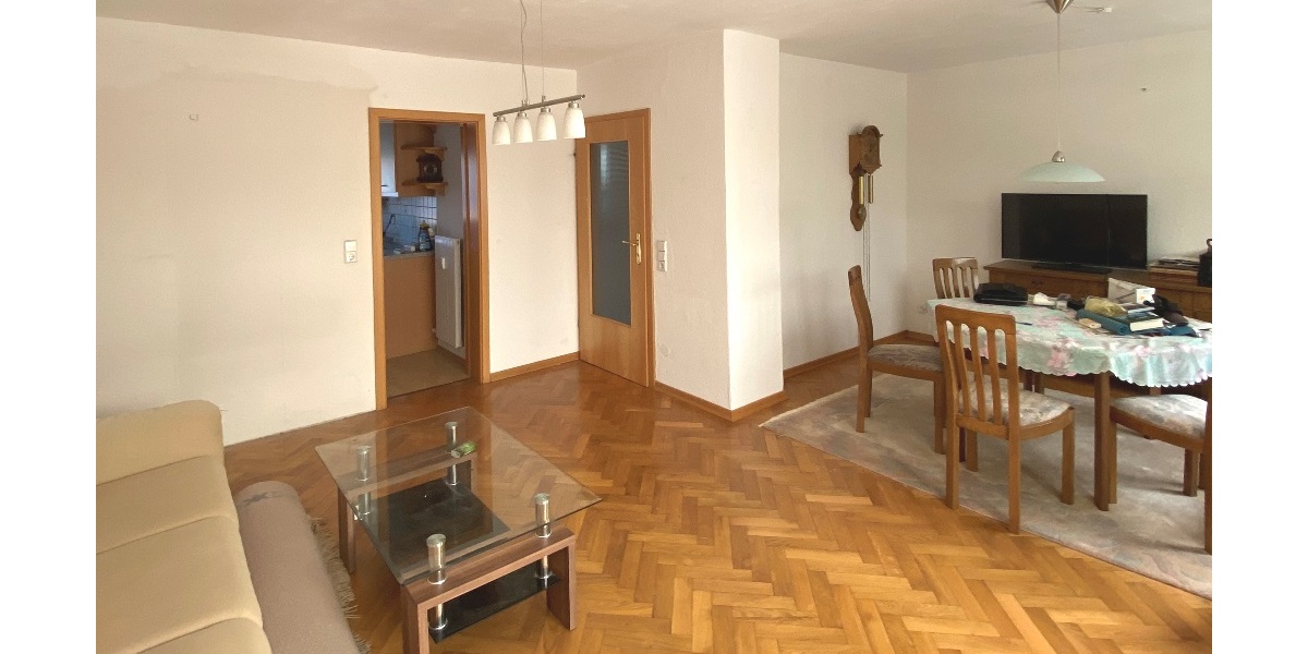 Neu-Ulm: Modernisiertes Mehrfamilienhaus (DHH) mit idyllischem Garten in Donau-Nähe - Mehrfamilienhaus, Wohnhaus Neu-Ulm / Offenhausen Offenhausen | Angebot:27262163