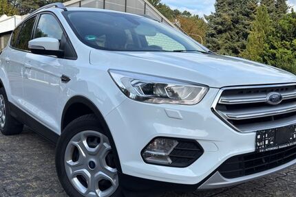 Ford Kuga 92.374 km 11.690 &euro; Paderborn 33104