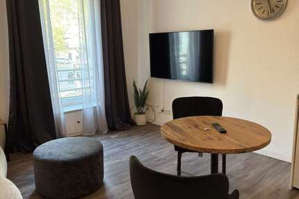 Wohnen auf Zeit in Düsseldorf 1.050 € 2 zimmer
