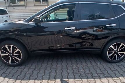 Nissan X-Trail 159.000 km 10.800 &euro; Rüsselsheim 65428