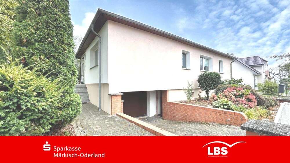 Einfamilienhaus Neutrebbin - 4 Zimmer, 102 m&sup2;, 240.000&euro; | Angebot:25198342