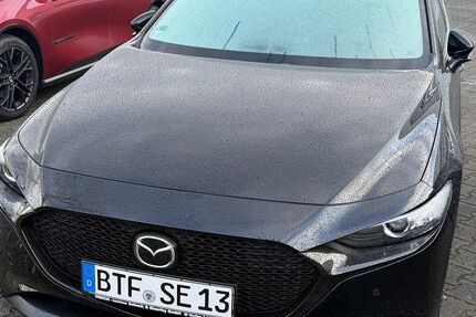 Mazda 3 2.072 km 27.900 &euro; Bitterfeld-Wolfen 06766