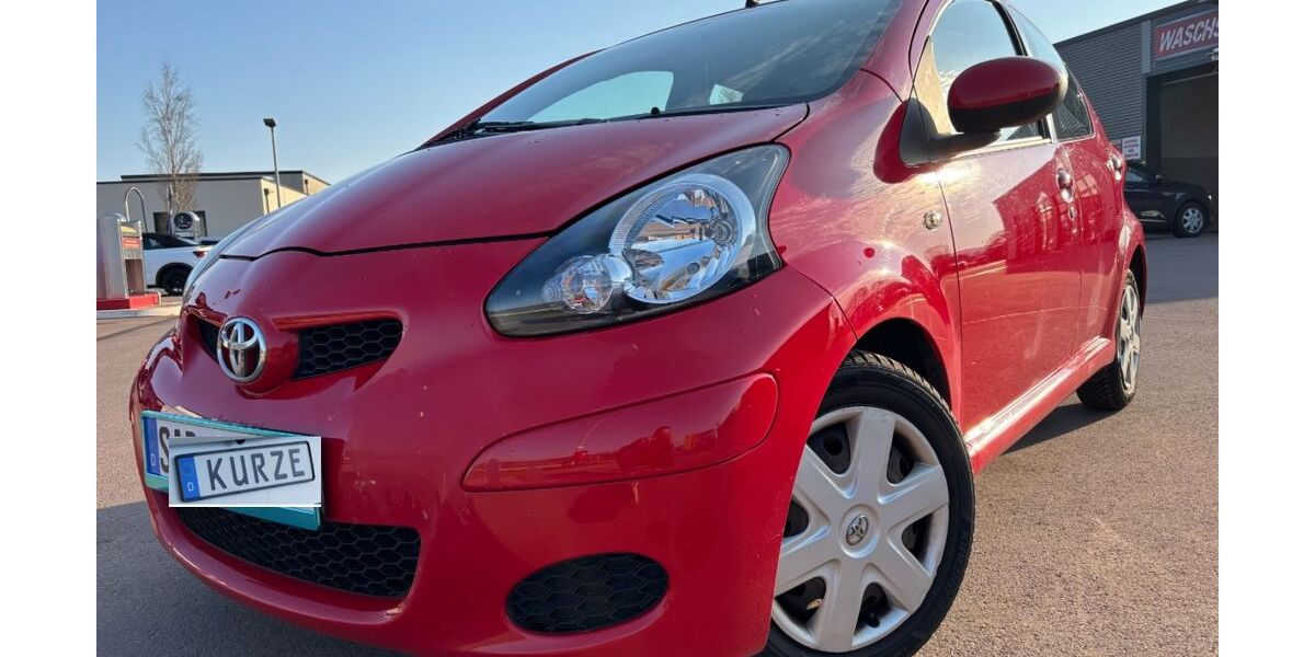 Toyota Aygo (X) 105.576 km 3.700 &euro; Saarburg 54439