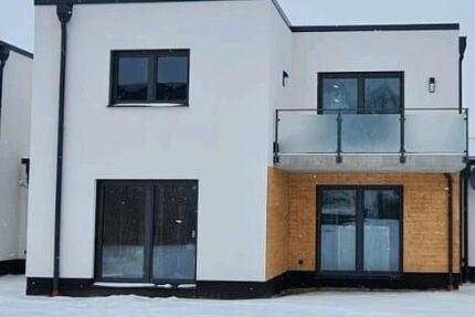 Haus Stralsund - 5 Zimmer, 150 m&sup2;, 1.800&euro; | Angebot:25538674