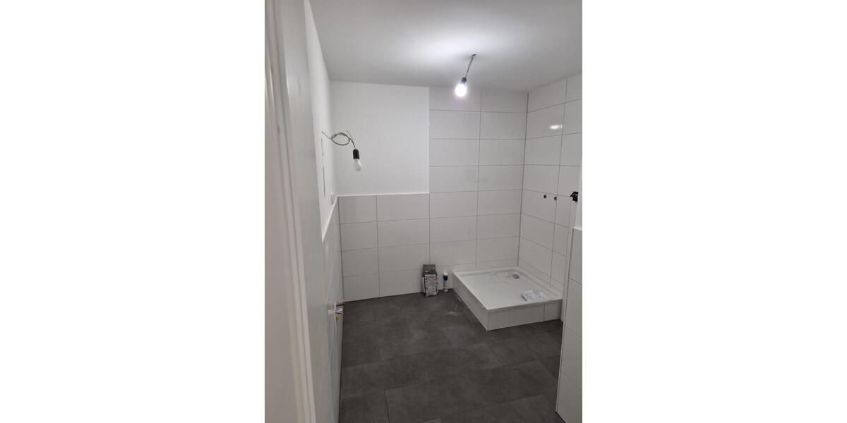 Ab 01.07. großzügig Wohnen in FalkensteinVogtl. - Erstbezug nach hochwertiger Sanierung! - Dachgeschoßwohnung Falkenstein | Angebot:26769017