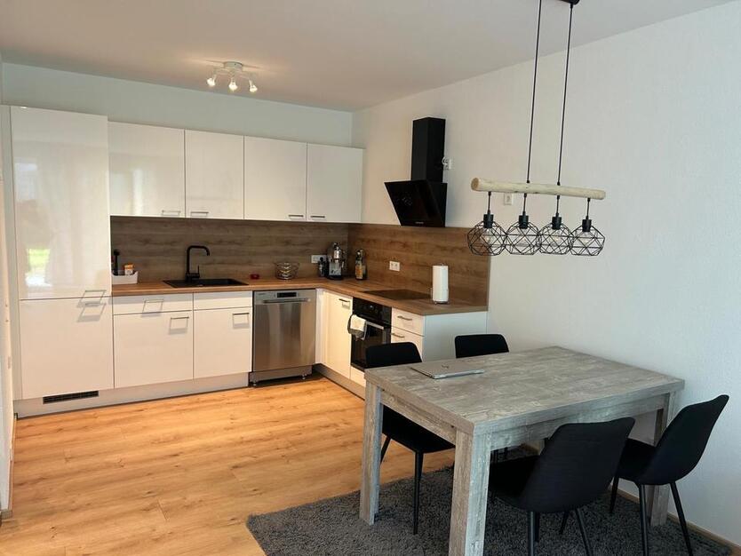 Moderne 2-Zimmer Wohnung mit Garten in Hüttlingen