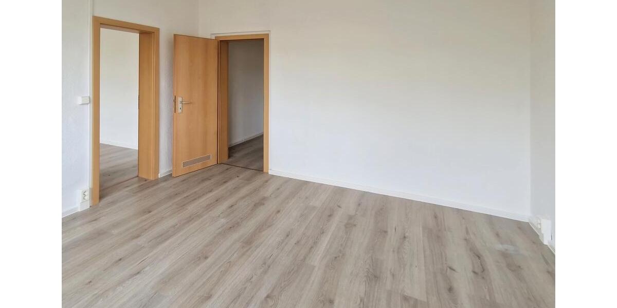 Etagenwohnung Halle (Saale) Halle-Neustadt - 4 Zimmer, 77 m&sup2;, 490&euro; | Angebot:26177809