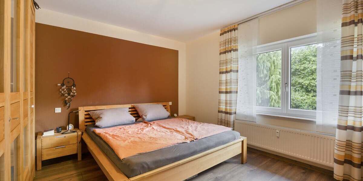 Freistehendes Einfamilienhaus mit Einliegerwohnung - Einliegerwohnung Staudt | Angebot:27120339