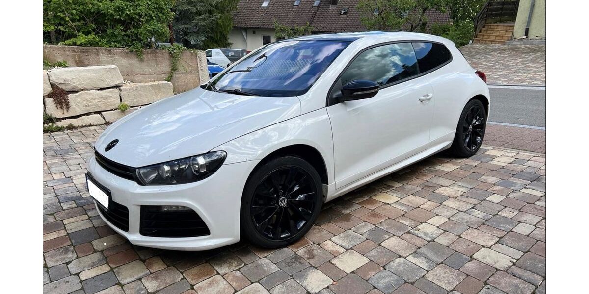 VW Scirocco 144.000 km 16.900 &euro; Stuttgart 70439