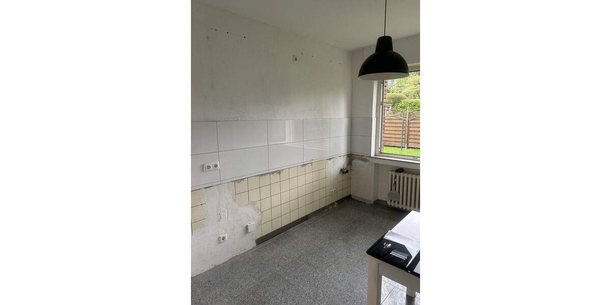 Etagenwohnung Oberhausen Stadtmitte - 2 Zimmer, 63 m&sup2;, 495&euro; | Angebot:25095397