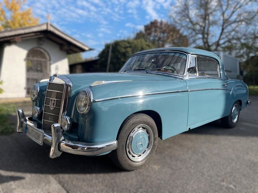 Mercedes-Benz 220 59.000 km 44.900 € Aschau 84544
