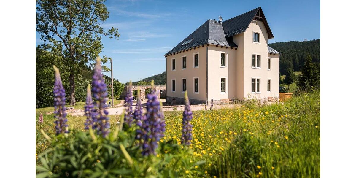 Einfamilienhaus Eibenstock - 15 Zimmer, 377 m&sup2;, 690.000&euro; | Angebot:26364242