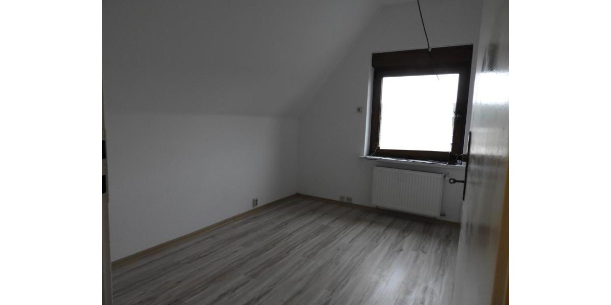 Etagenwohnung Müllrose - 6 Zimmer, 109 m&sup2;, 1.100&euro; | Angebot:26380682