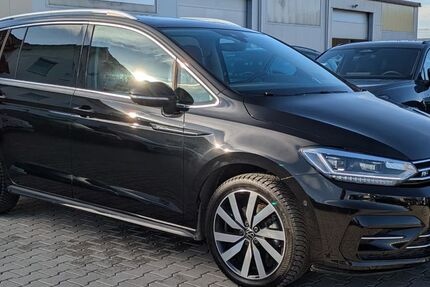 VW Touran 24.032 km 37.950 &euro; Burghaun 36151