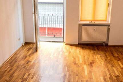 Wohnung Erfurt Altstadt - 3 Zimmer, 74 m&sup2;, 215.000&euro; | Angebot:25732007