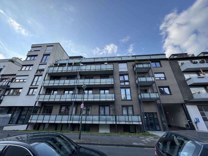 Wohnung zum Kaufen in Düsseldorf 559.000 € 93 m²