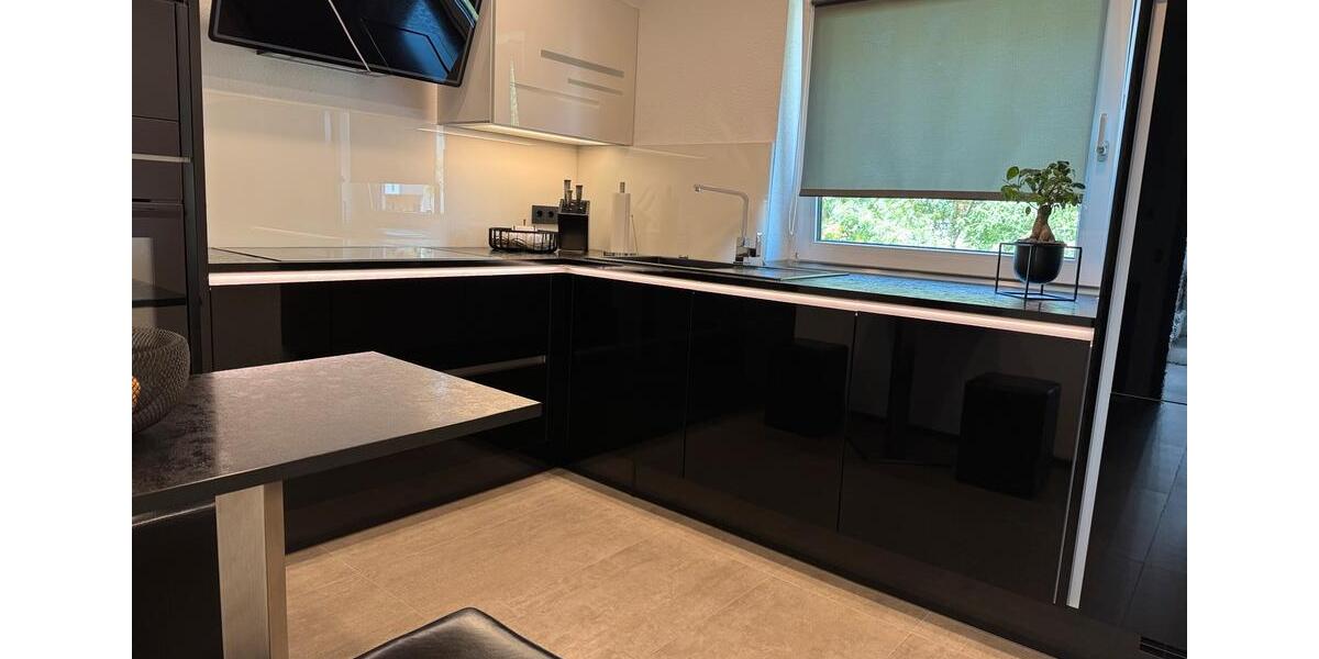 Moderne 3 -Zimmer-Wohnung mit Balkon in Heubach in zentraler Lage zimmer