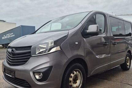 Opel Vivaro 187.000 km 10.999 &euro; Rödermarkt 63322
