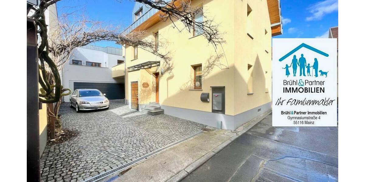 Neuwertig mit exklusiver Ausstattung und Sonnenterrasse - Handwerk aus der Region 6 zimmer