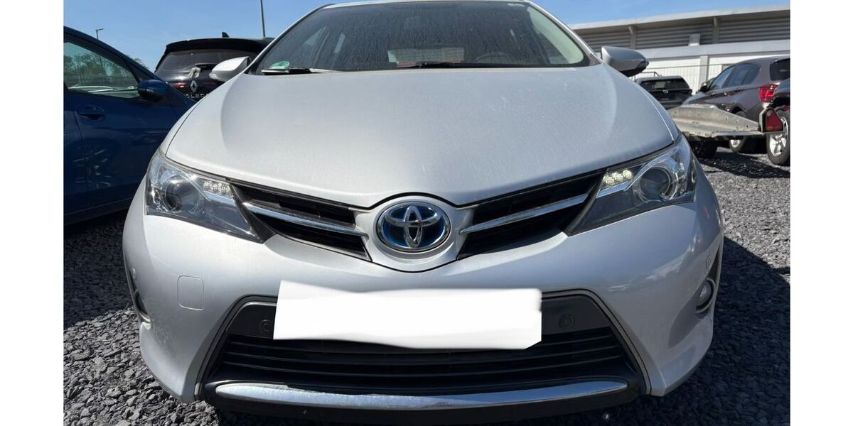Toyota Auris 69.362 km 8.950 &euro; Ochtendung 56299
