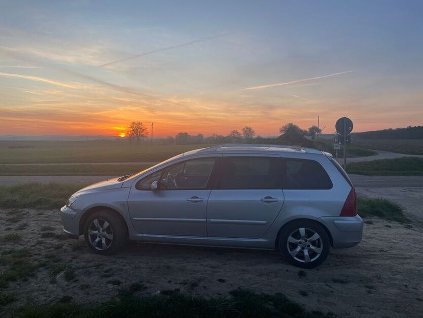 307