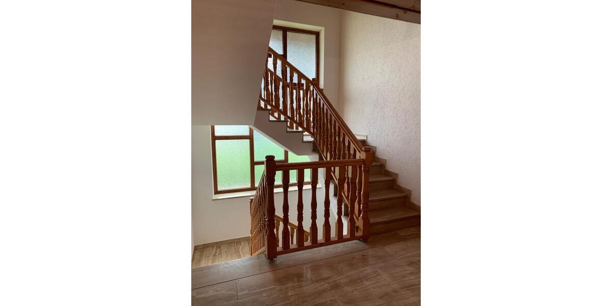 Grosszügiges Einfamilienhaus zur Miete ab 042026 9 zimmer