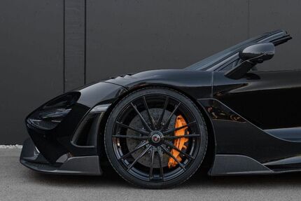 McLaren 765LT