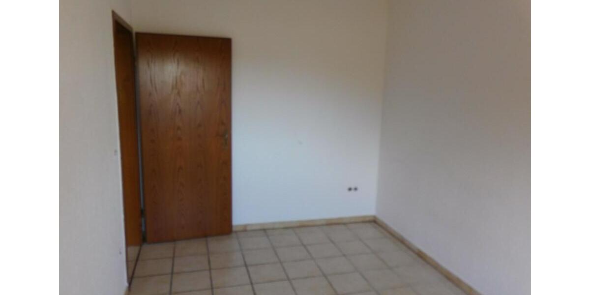 Dachgeschoßwohnung Wagenfeld - 6 Zimmer, 180 m&sup2;, 1.050&euro; | Angebot:24612960