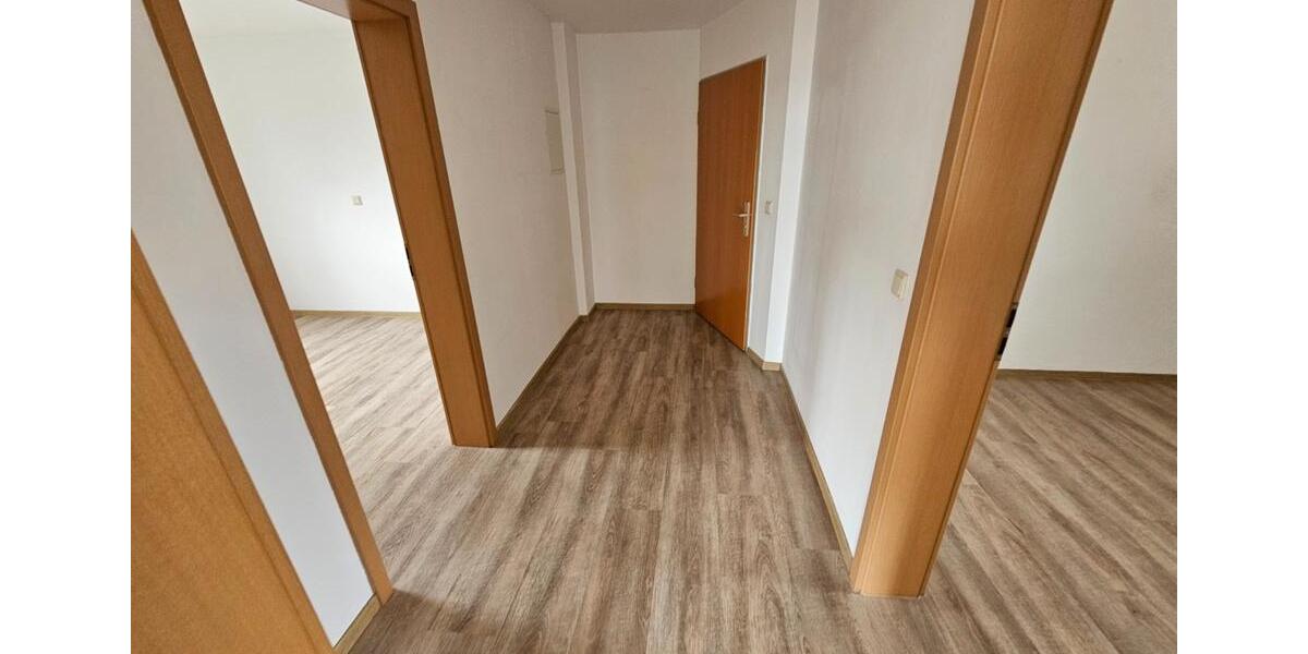 Etagenwohnung Ebersdorf bei Coburg - 3.5 Zimmer, 76 m&sup2;, 188.000&euro; | Angebot:27005910