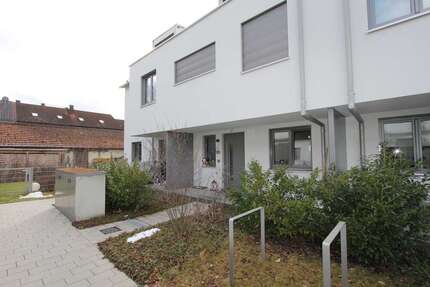 Haus Poing - 5 Zimmer, 145 m&sup2;, 2.450&euro; | Angebot:25073773