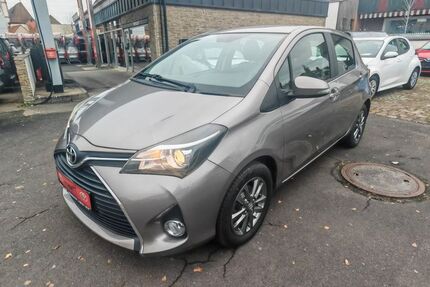 Toyota Yaris 53.300 km 9.890 &euro; Sommerach 97334