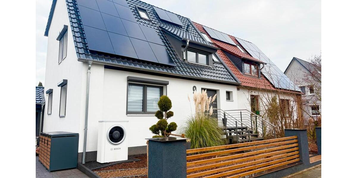 Traumhafte 2021 kernsanierte Doppelhaushälfte in TOP Lage 6 zimmer