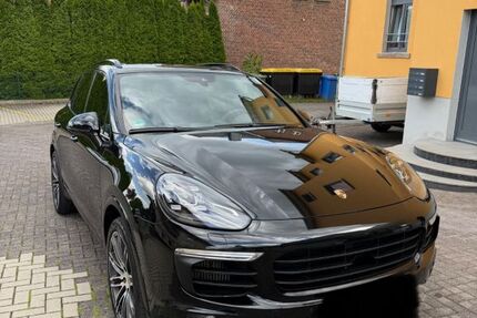 Porsche Cayenne 186.500 km 31.990 &euro; Bad Arolsen 34454