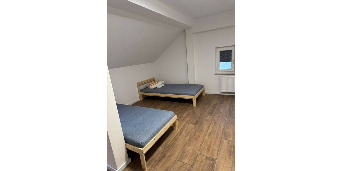Mehrfamilienhaus, Wohnhaus Altötting - 8 Zimmer, 220 m&sup2;, 575.000&euro; | Angebot:26410383