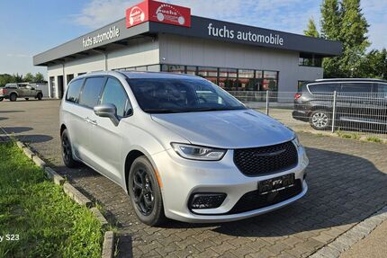 Chrysler Pacifica 21.070 km 48.990 &euro; Augsburg 86165