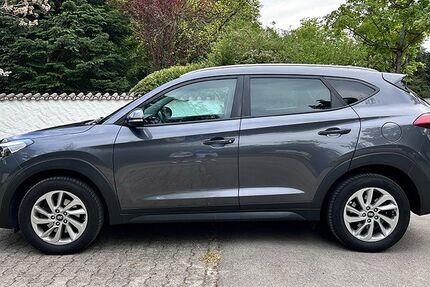 Hyundai TUCSON 92.000 km 15.900 &euro; München 81543