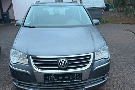 VW Touran 176.000 km 3.400 &euro; Niestetal 34266